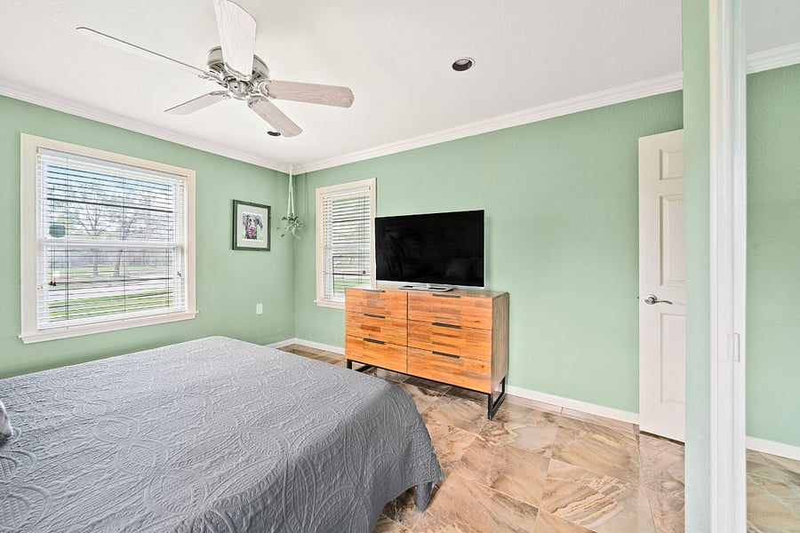 Furnished Finder property 998630_1 photo 6