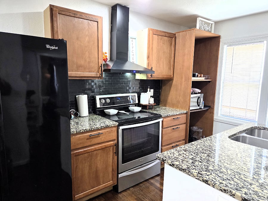 Furnished Finder property 998639_1 photo 3