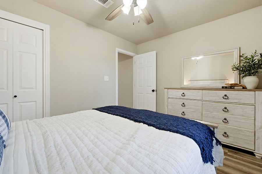 Furnished Finder property 998654_1 photo 14
