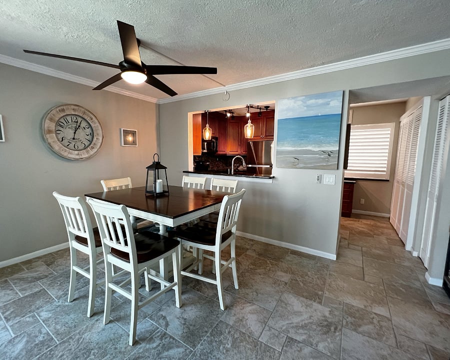 Large dining table off the kitchen