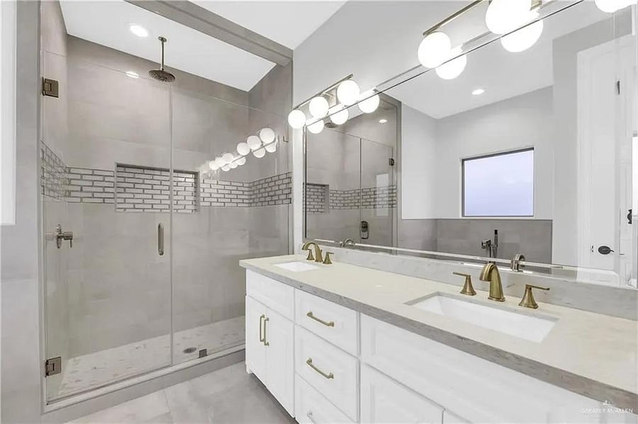 Furnished Finder property 998716_1 photo 4