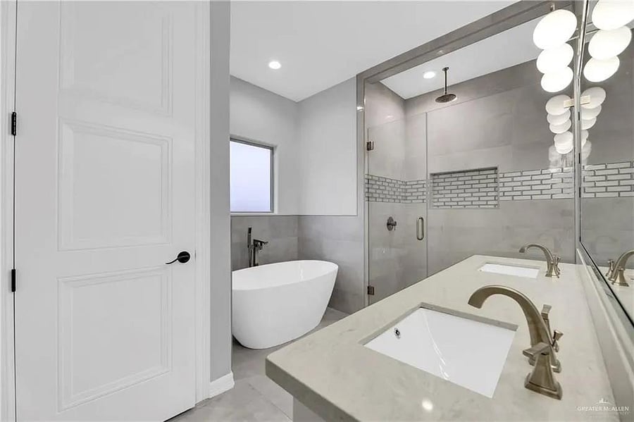 Furnished Finder property 998716_1 photo 5