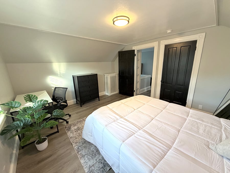 Furnished Finder property 998739_1 photo 15