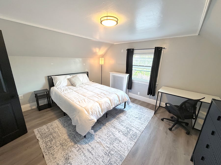 Furnished Finder property 998739_1 photo 16