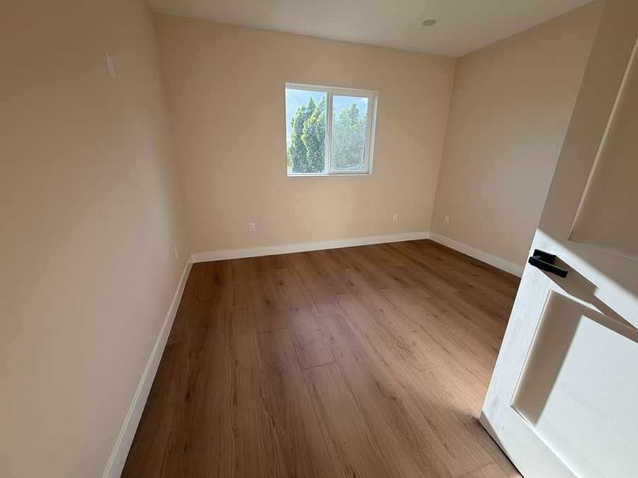 Furnished Finder property 998761_1 photo 3