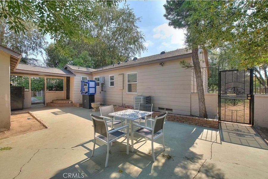 Furnished Finder property 998820_1 photo 28