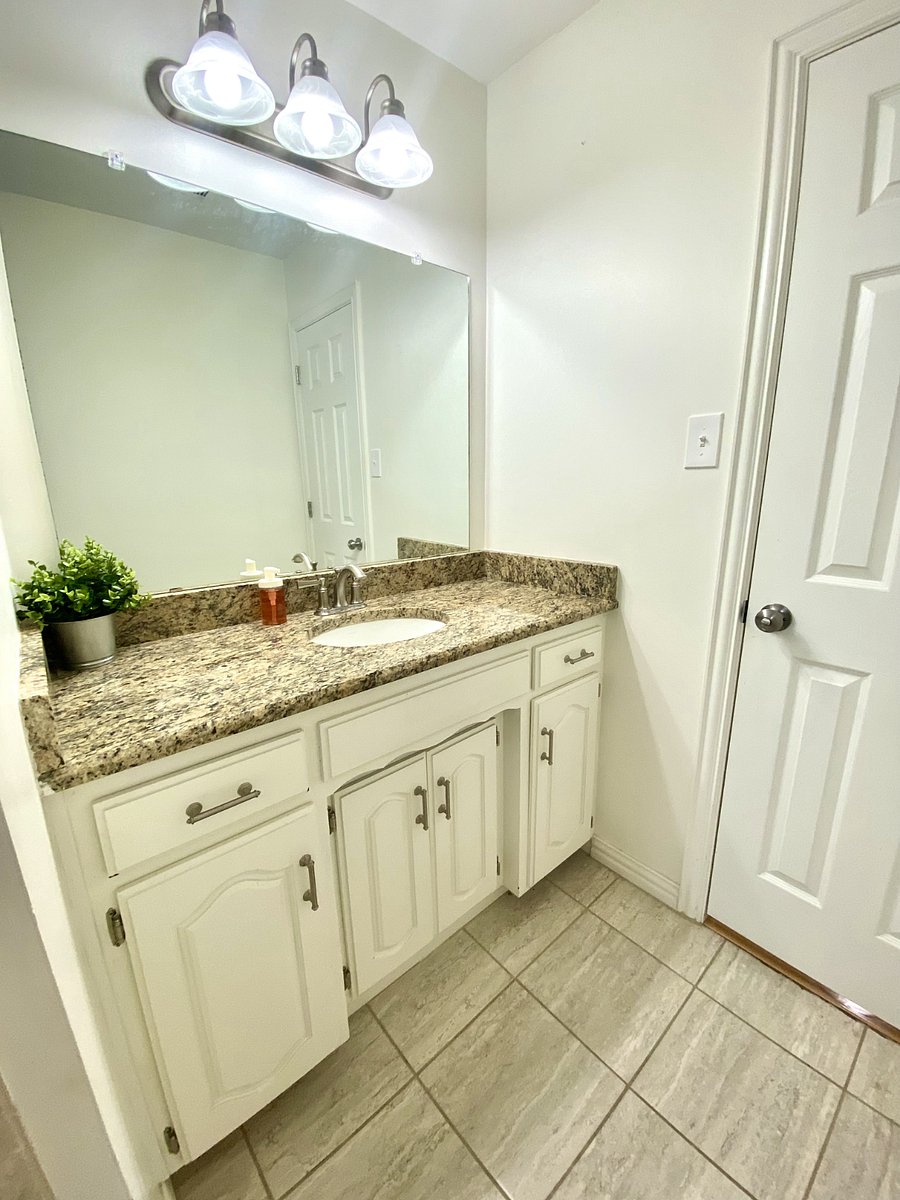 Furnished Finder property 998826_1 photo 9