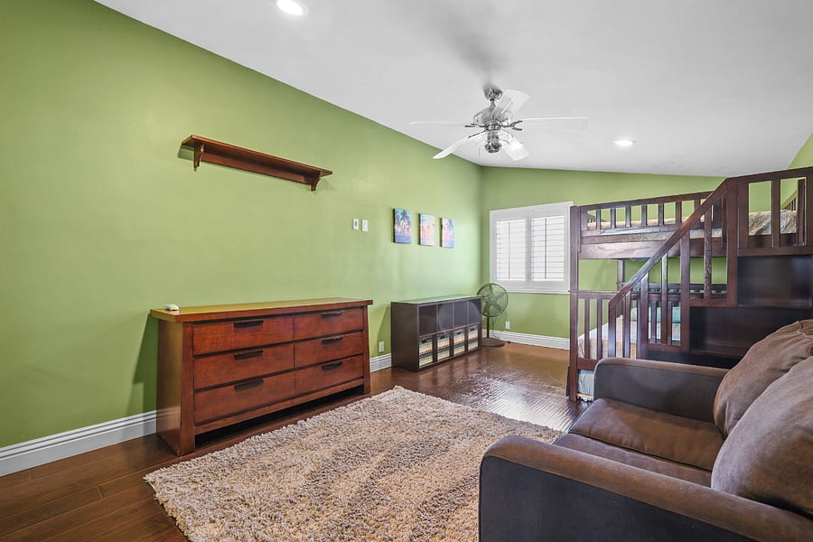 Furnished Finder property 998828_1 photo 9