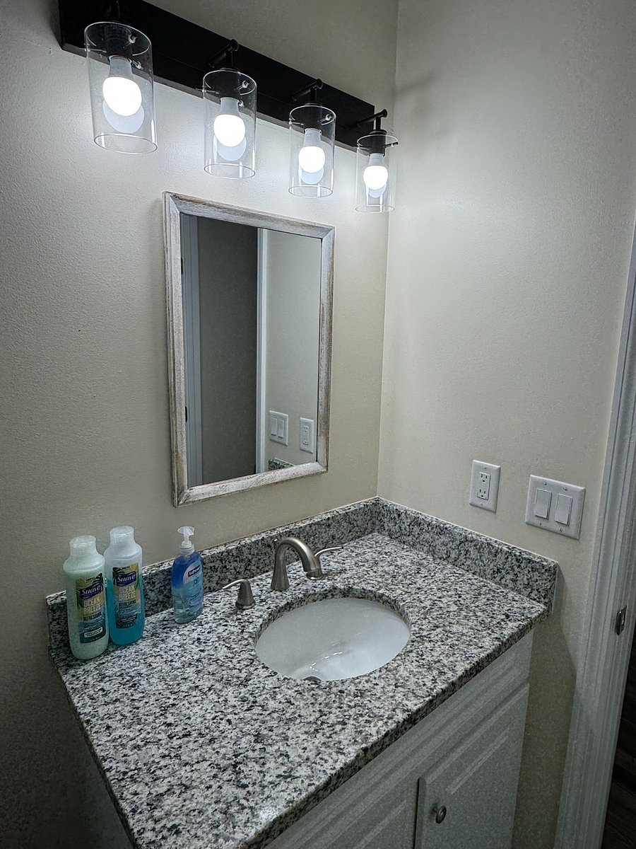 Furnished Finder property 998847_1 photo 24