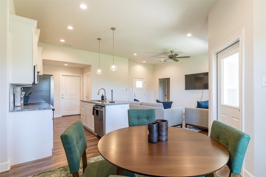 Furnished Finder property 998859_1 photo 8