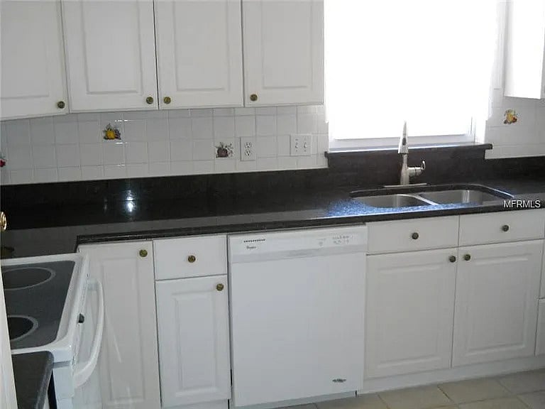Furnished Finder property 998901_1 photo 8