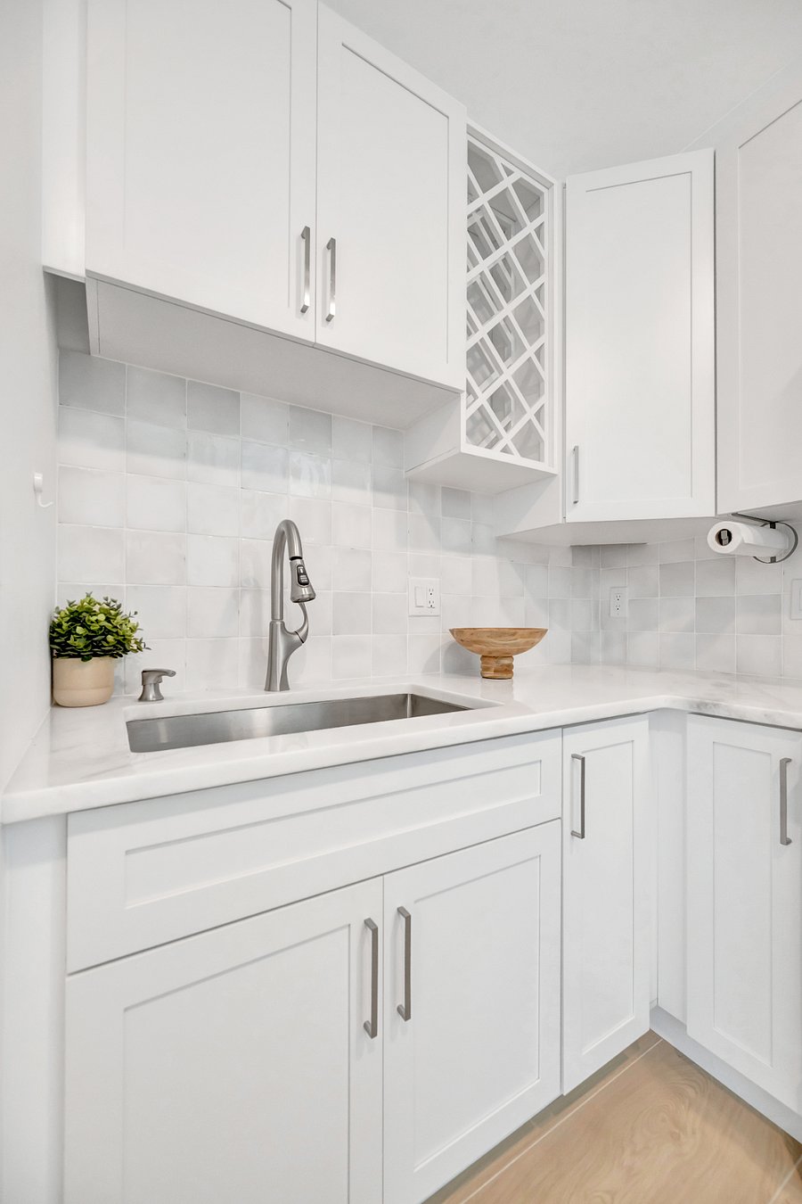 Kitchenette in 1 bedroom suite