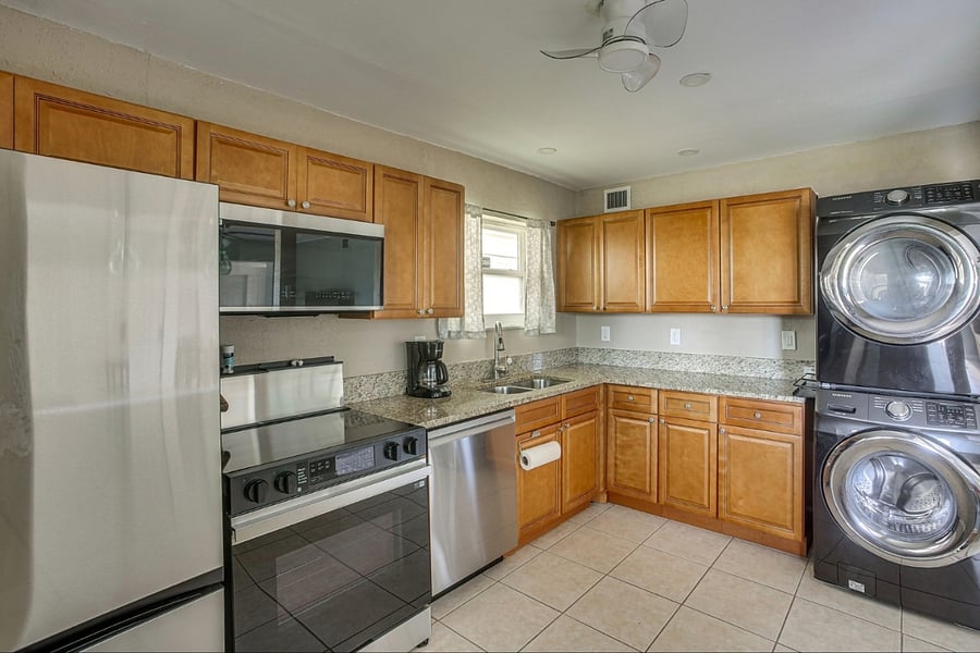 Furnished Finder property 998963_1 photo 4