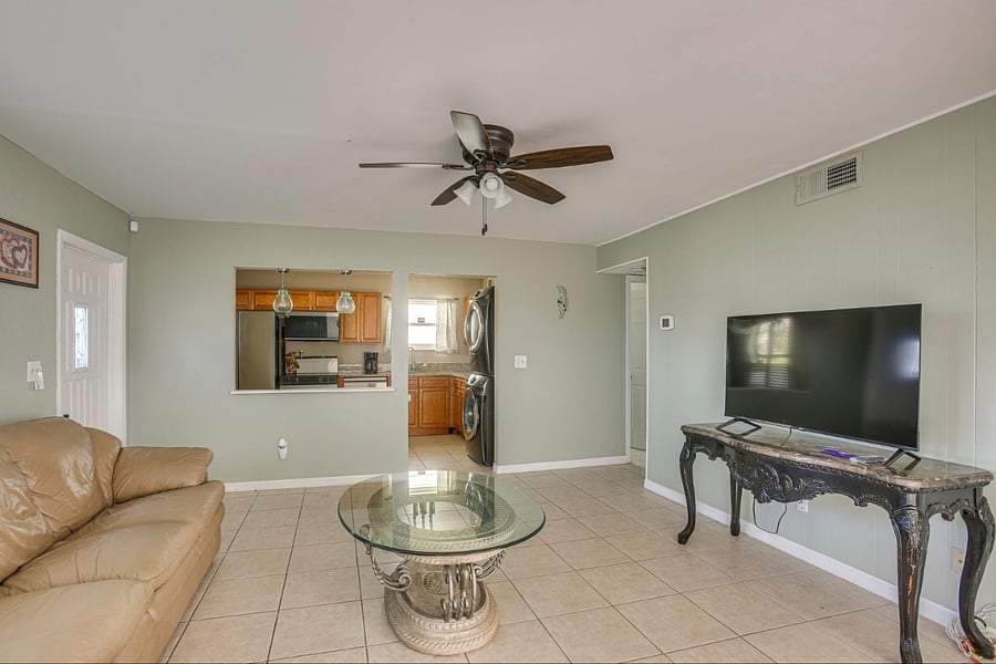 Furnished Finder property 998963_1 photo 7