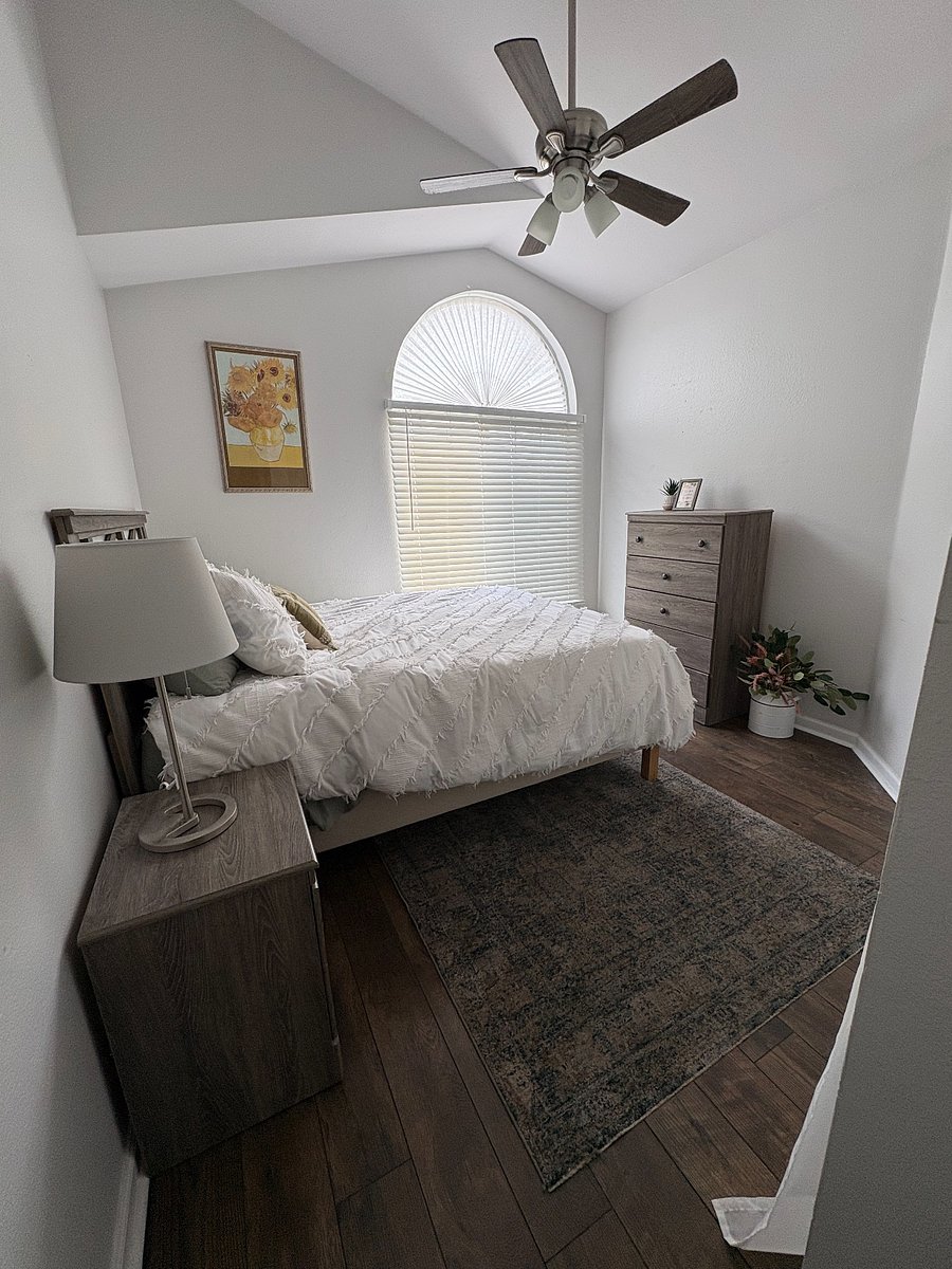 Queen Bed