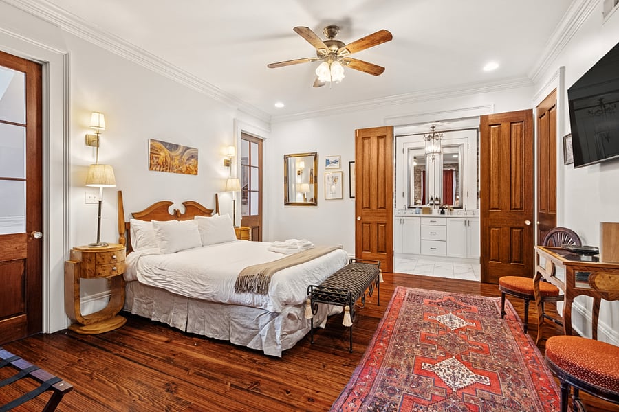 Upstairs queen bedroom with ensure bathroom