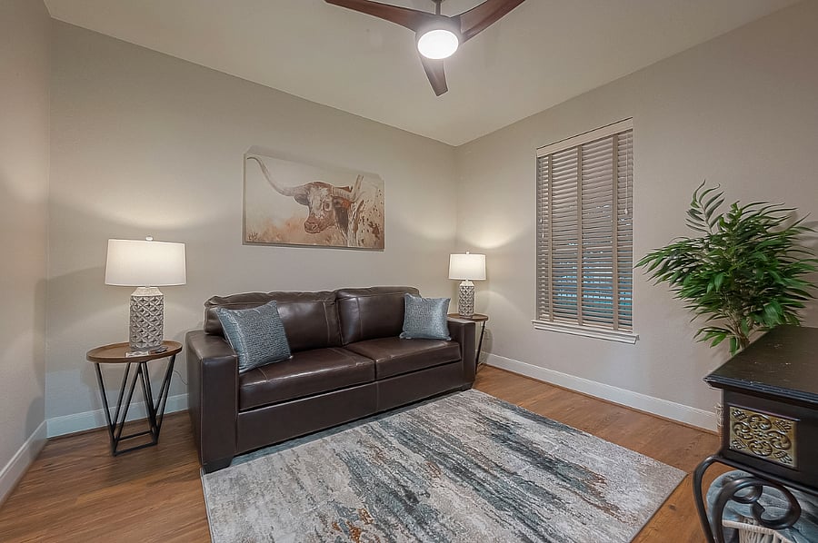 1st floor bedroom suite with sofabed