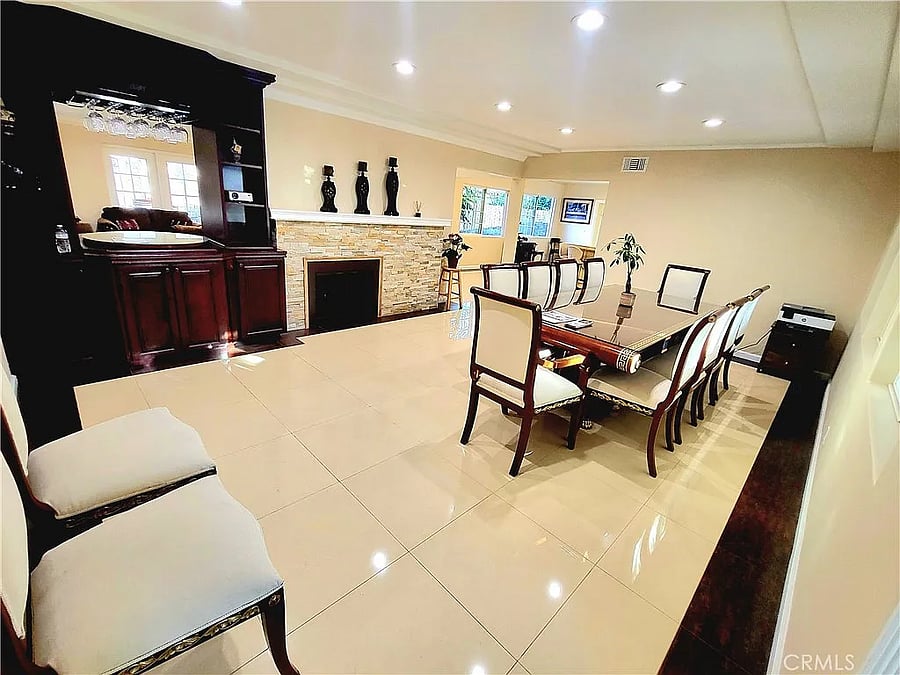 Furnished Finder property 999122_1 photo 7