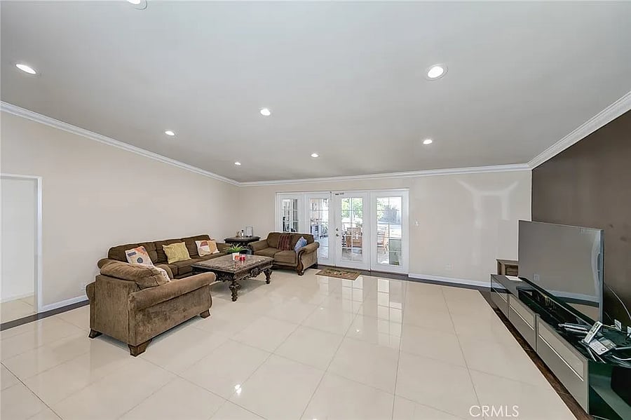 Furnished Finder property 999122_1 photo 6