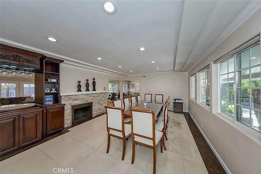 Furnished Finder property 999122_1 photo 11