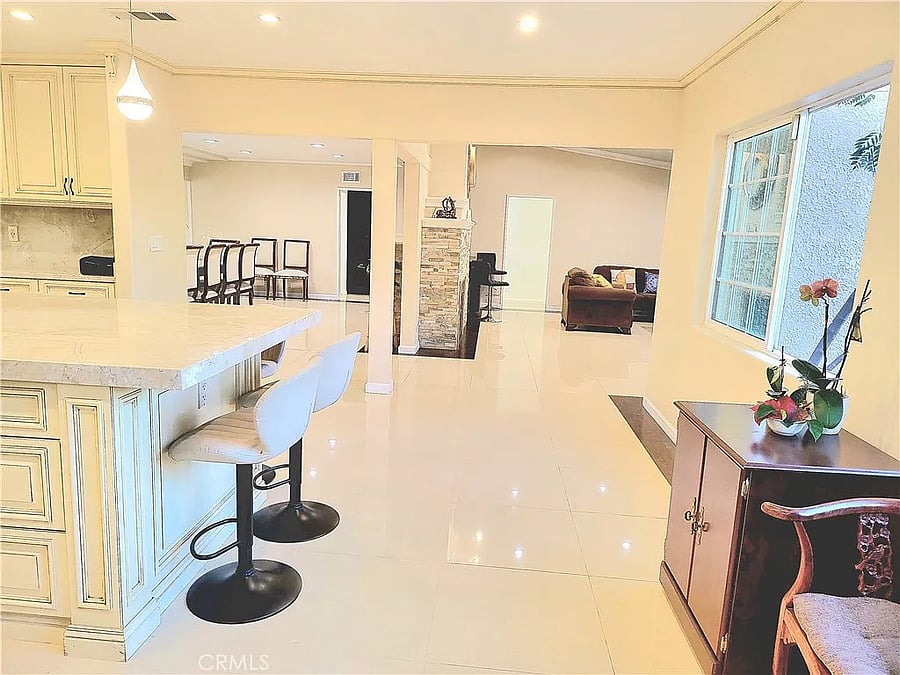 Furnished Finder property 999122_1 photo 23