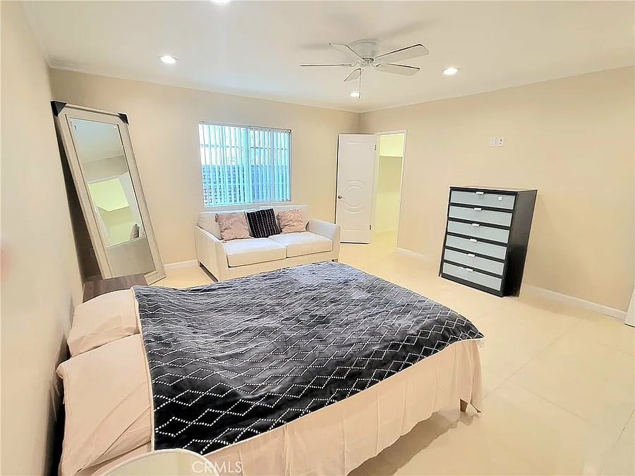 Furnished Finder property 999122_1 photo 24