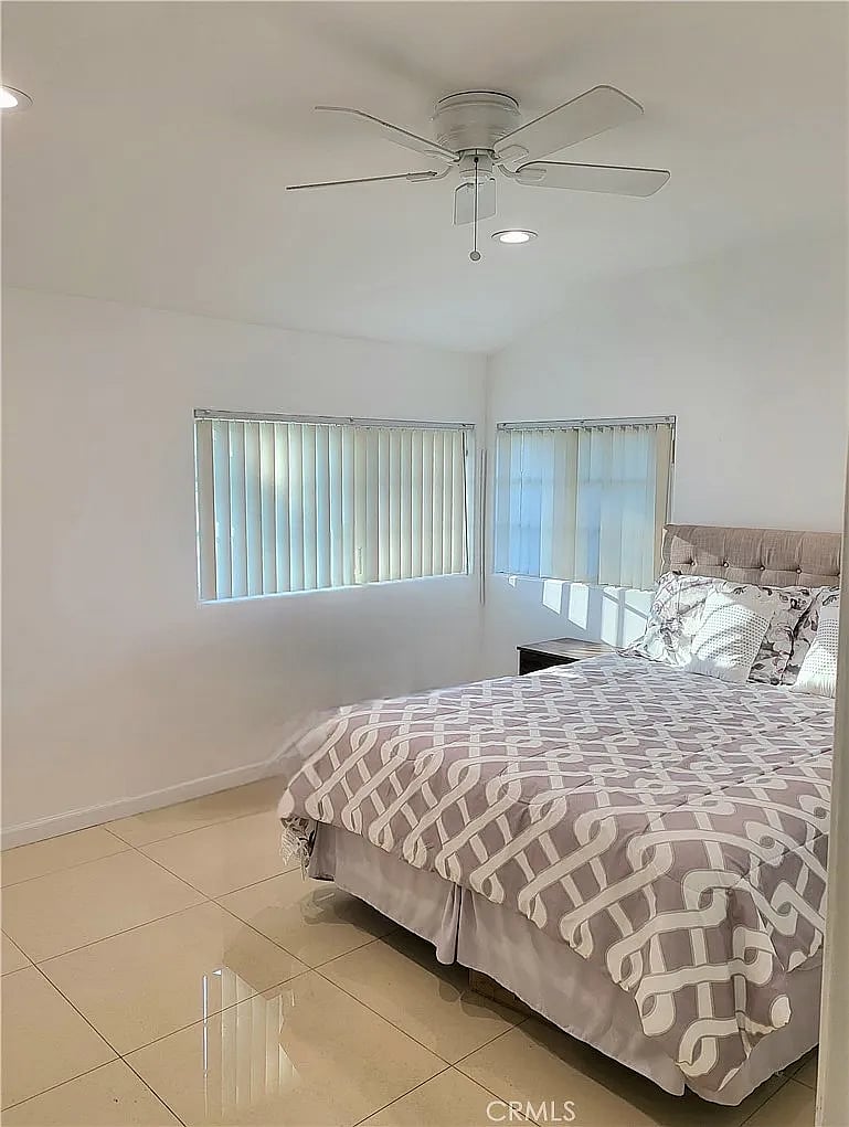 Furnished Finder property 999122_1 photo 27