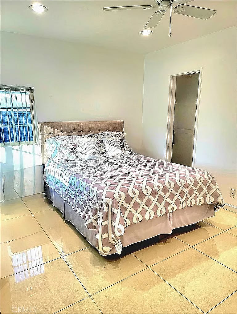 Furnished Finder property 999122_3 photo 6