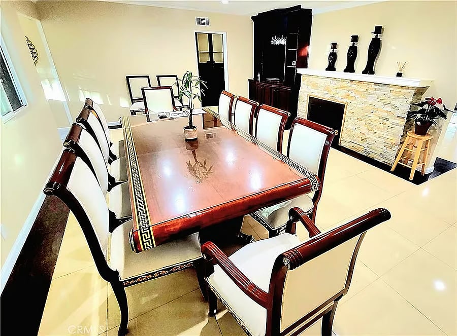 Furnished Finder property 999122_3 photo 18