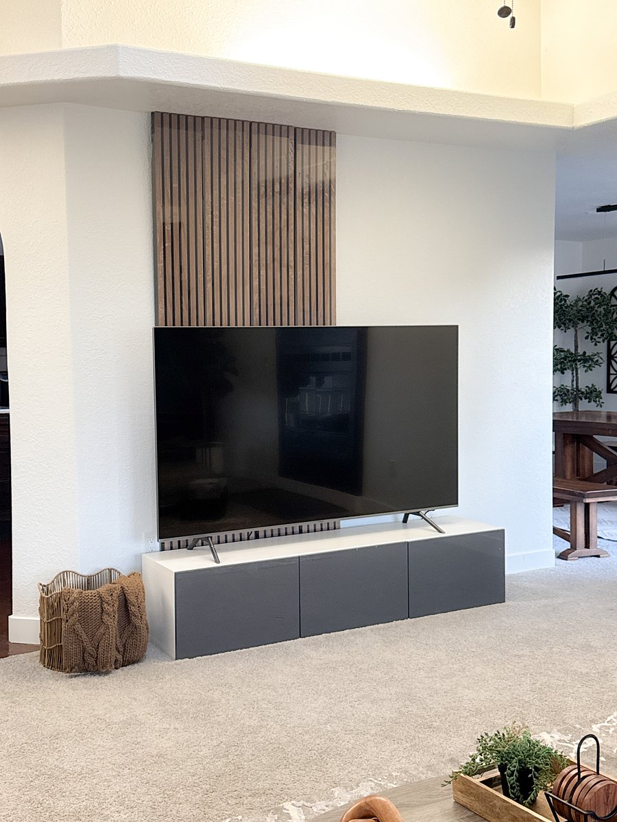 Living Room with 75" TV