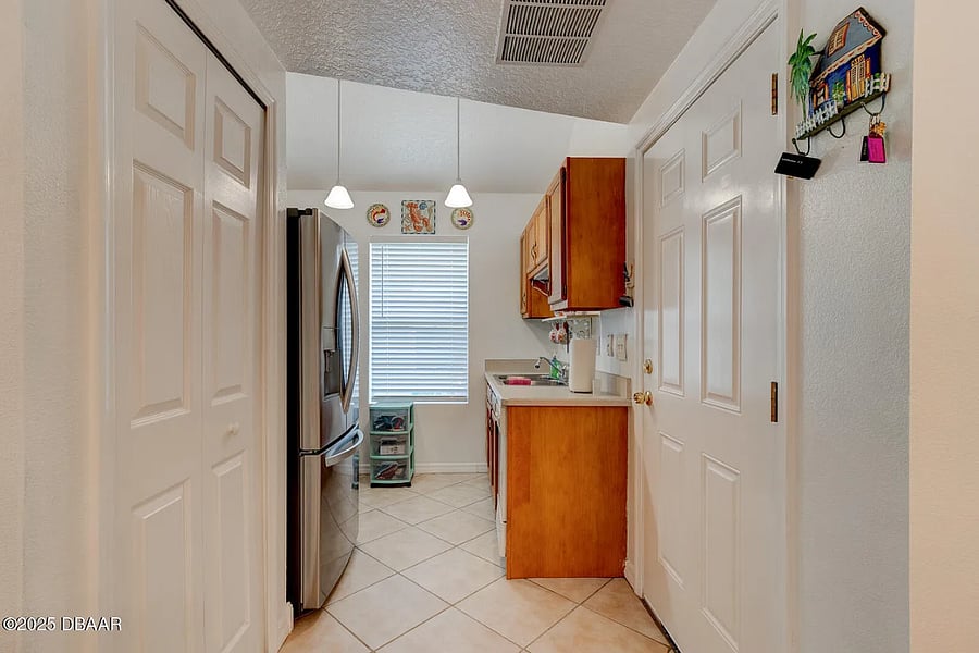 Furnished Finder property 999165_1 photo 7
