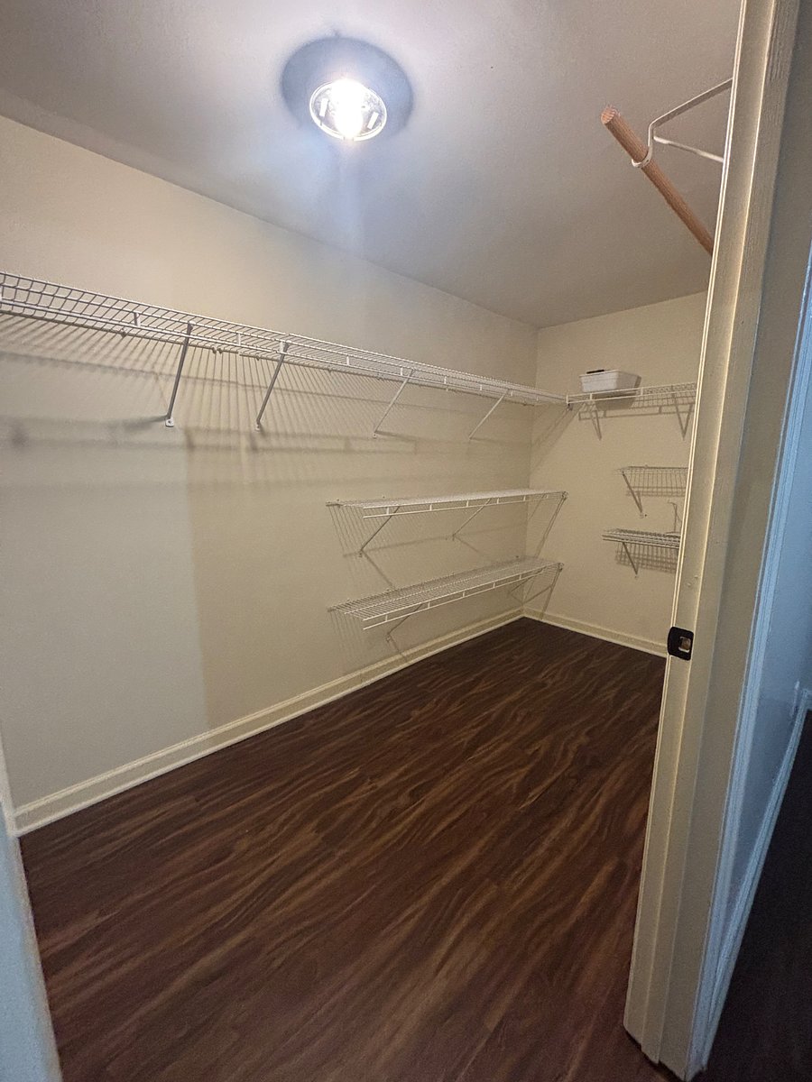 Extra large walk in closet 
