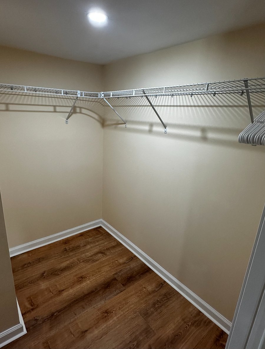 Walk-in closet