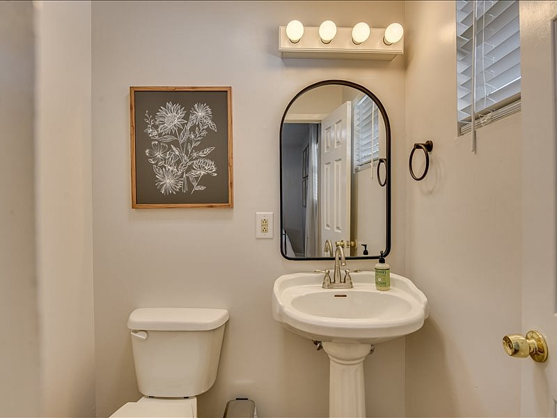 Furnished Finder property 999237_1 photo 16