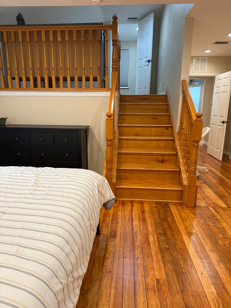 Stairs to loft 