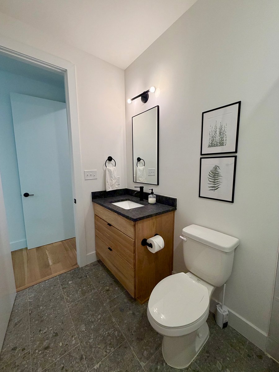 Private Ensuite Bathroom