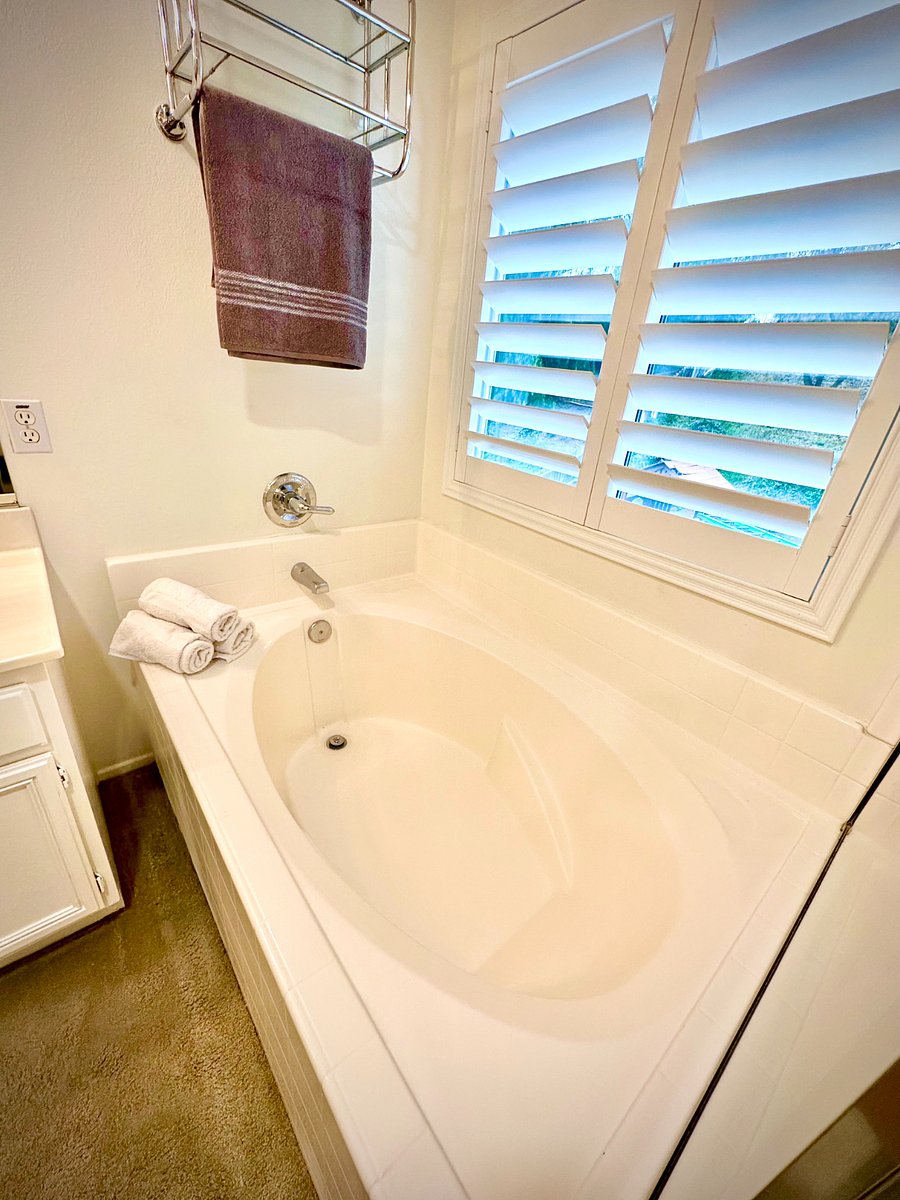 Furnished Finder property 999278_1 photo 40
