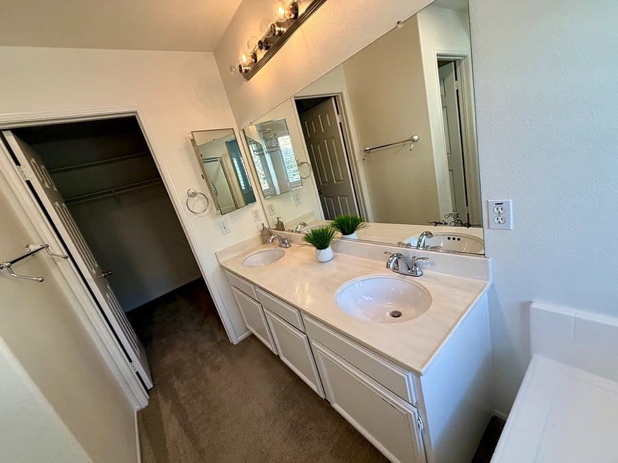 Furnished Finder property 999278_1 photo 66
