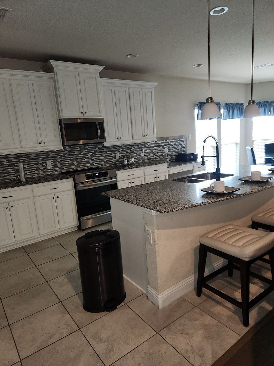 Furnished Finder property 999301_1 photo 9