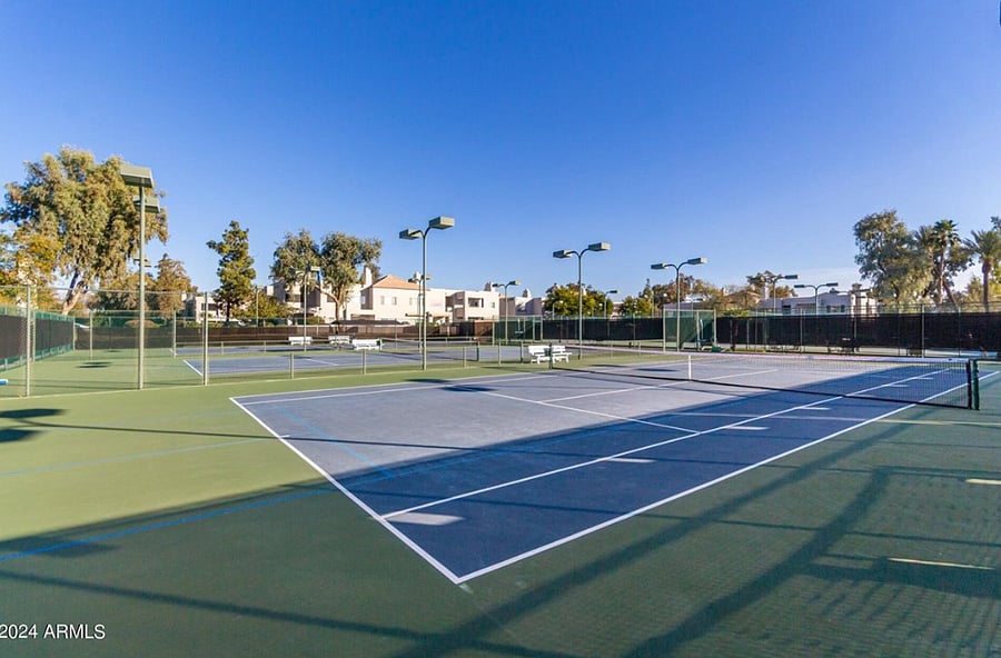 Full owner access to The Estate Club: Pickle ball and tennis courts