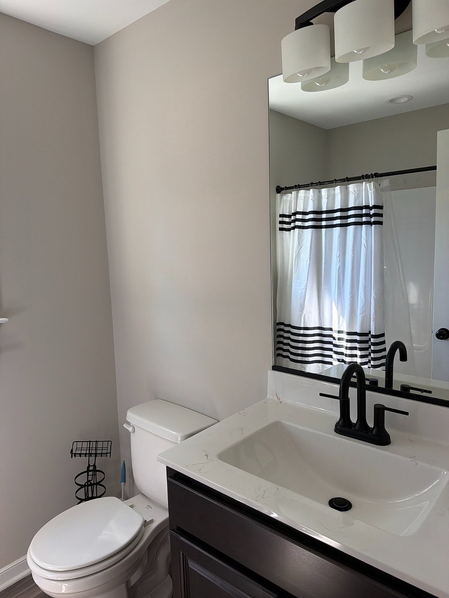 Furnished Finder property 999360_1 photo 18