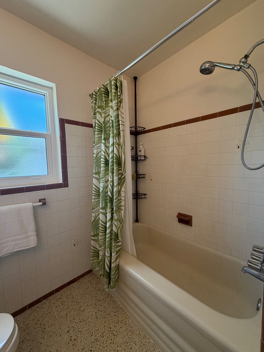 Furnished Finder property 999387_1 photo 9