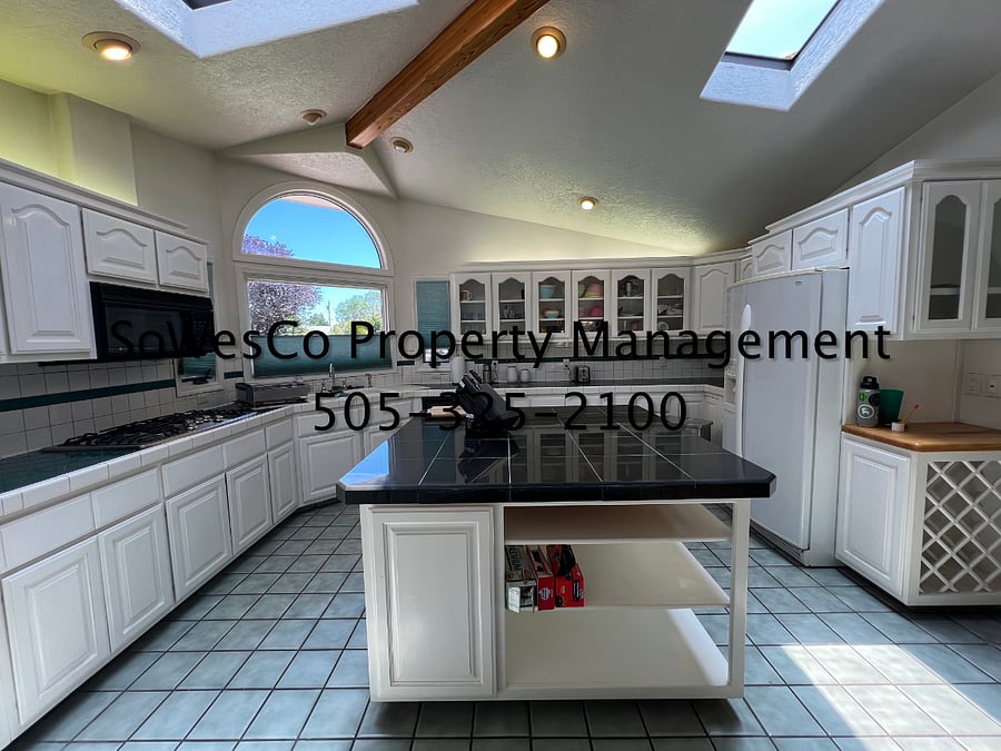 Furnished Finder property 999413_1 photo 7