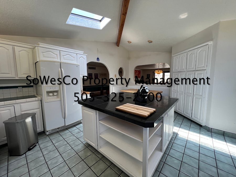 Furnished Finder property 999413_1 photo 8