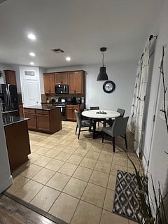 Furnished Finder property 999517_1 photo 4