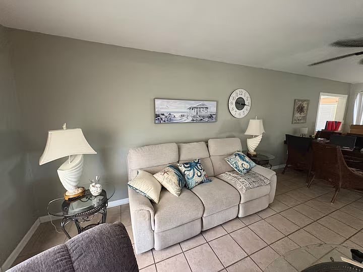 Furnished Finder property 999522_1 photo 9