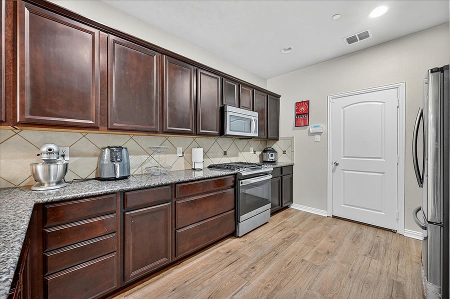 Furnished Finder property 999531_1 photo 7