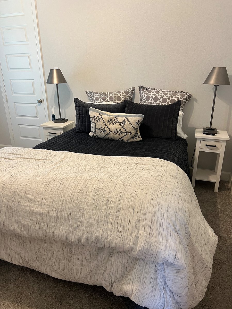 Furnished Finder property 999567_1 photo 15