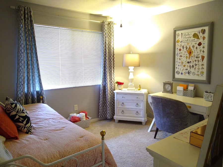 guest room