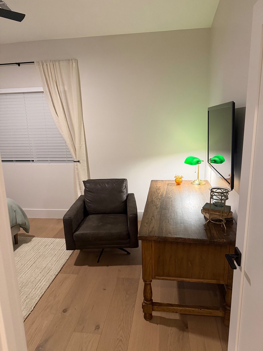 Furnished Finder property 999599_1 photo 8